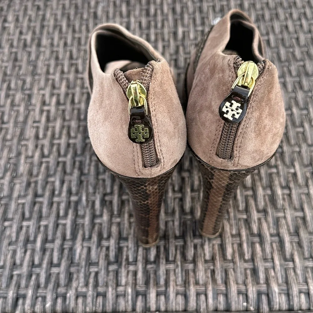 Tory Burch Tan and Brown Heels with Snake Print